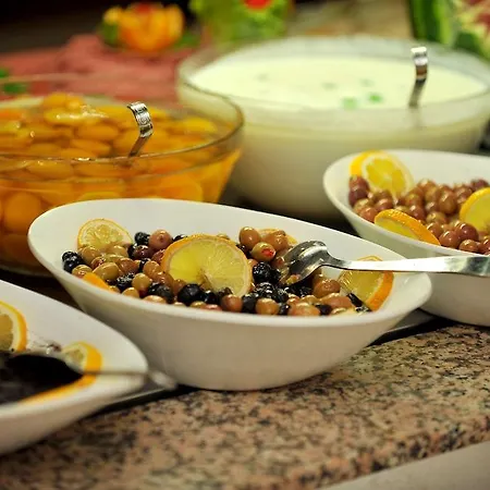 ホテル Zhotels Side Town