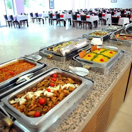 Zhotels Side Town مانافجات
